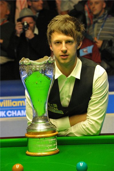 篮在篮板球 篮在篮板球