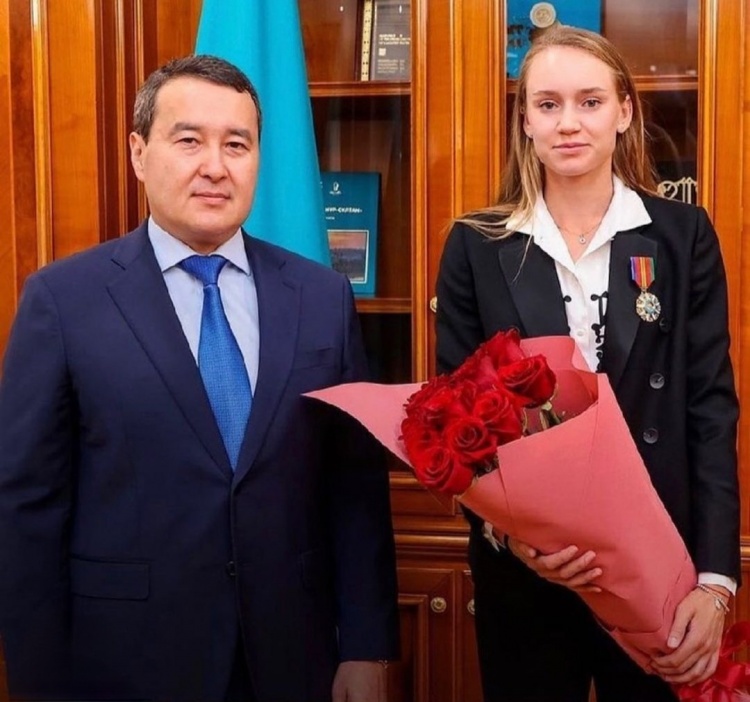 士迟迟不做 士迟迟不做