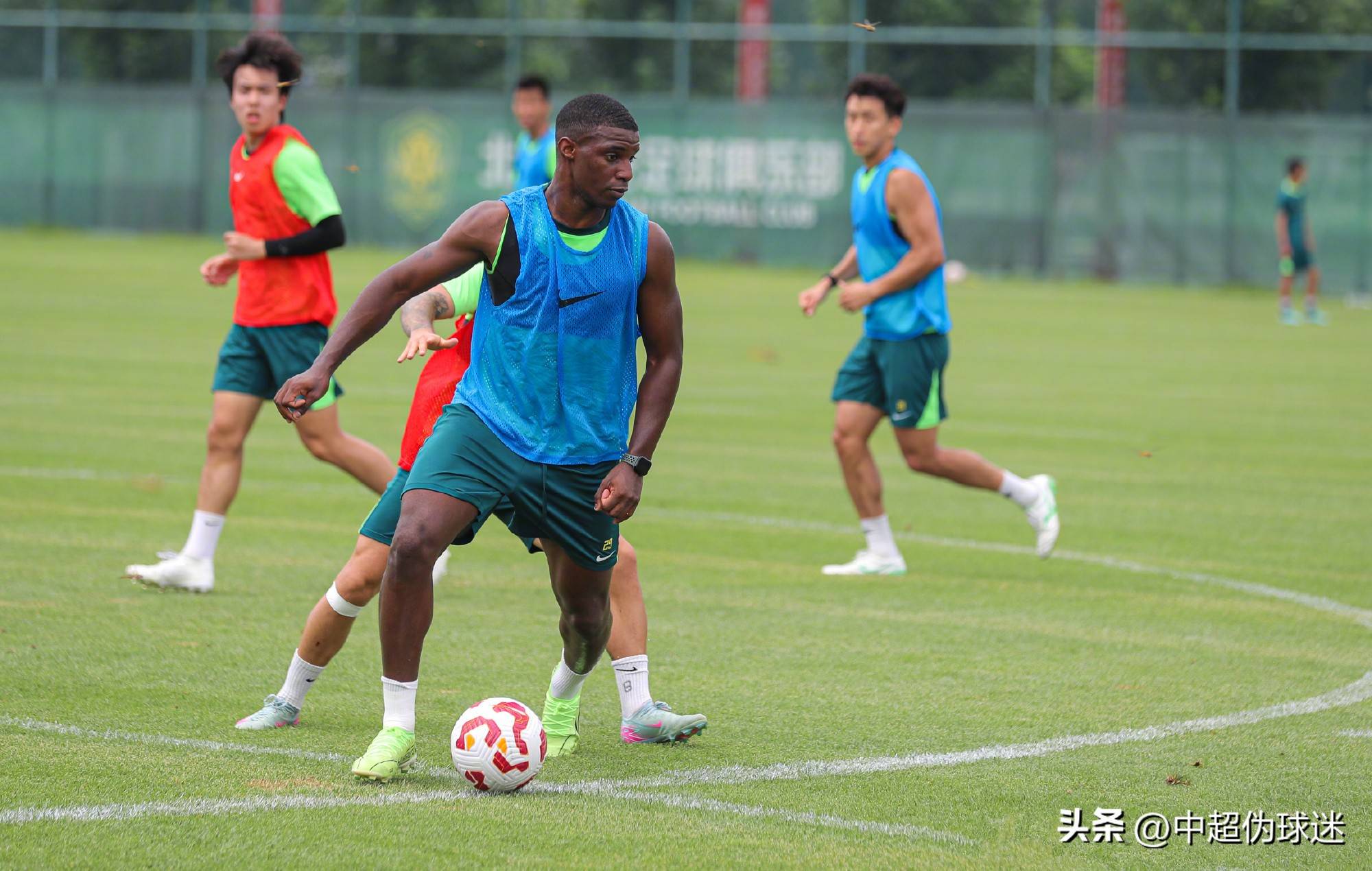 三位一体完 三位一体完