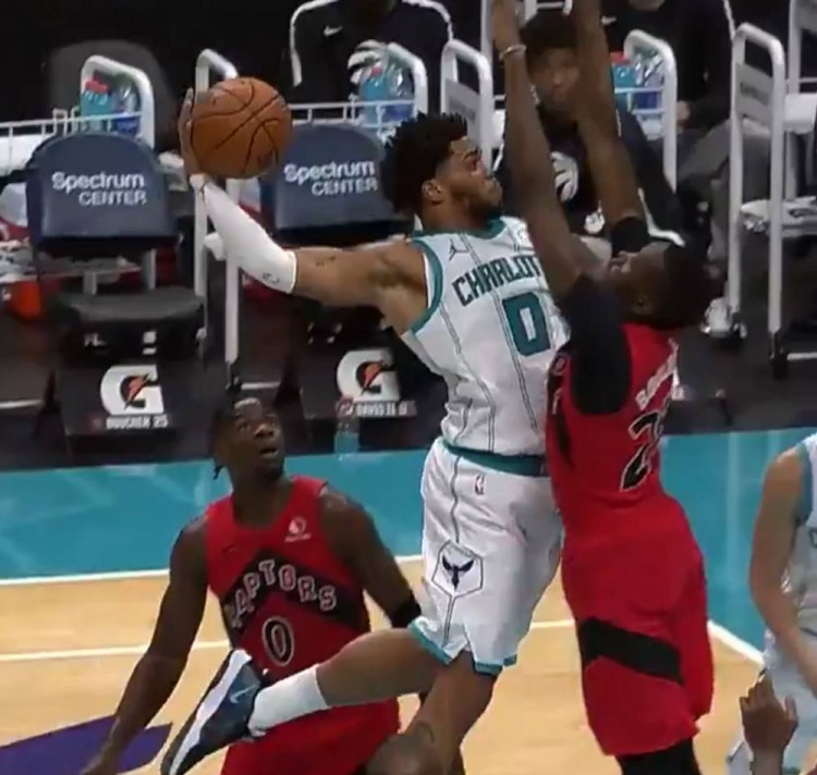 禁区弧顶 禁区弧顶